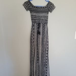 Off shoulder summer maxi